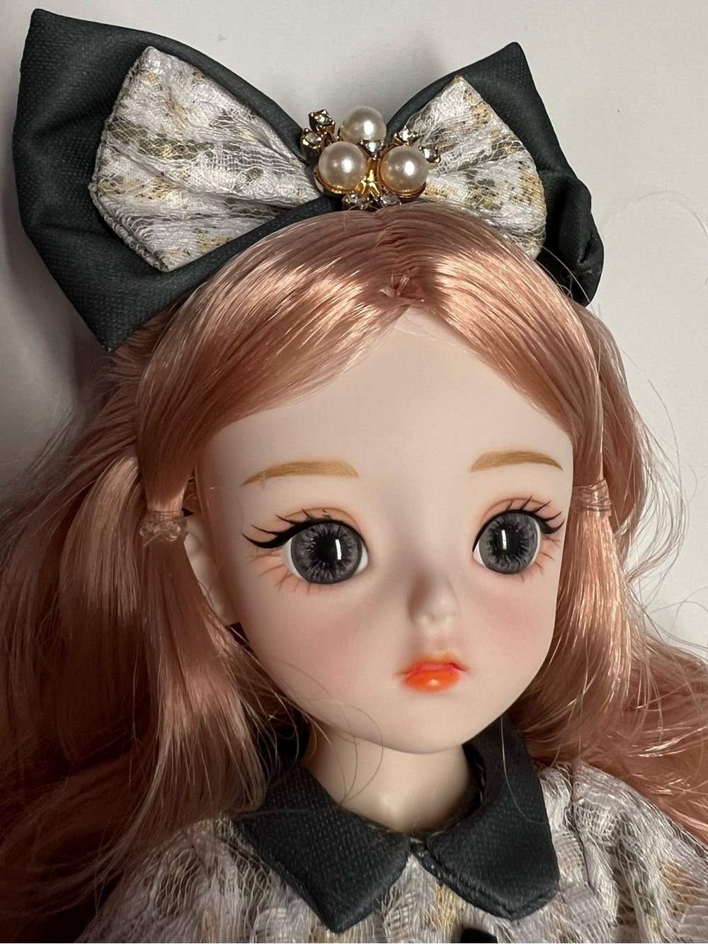 ARTICULATING BJD DOLL & ACCESSORIES - Picture 4 of 8